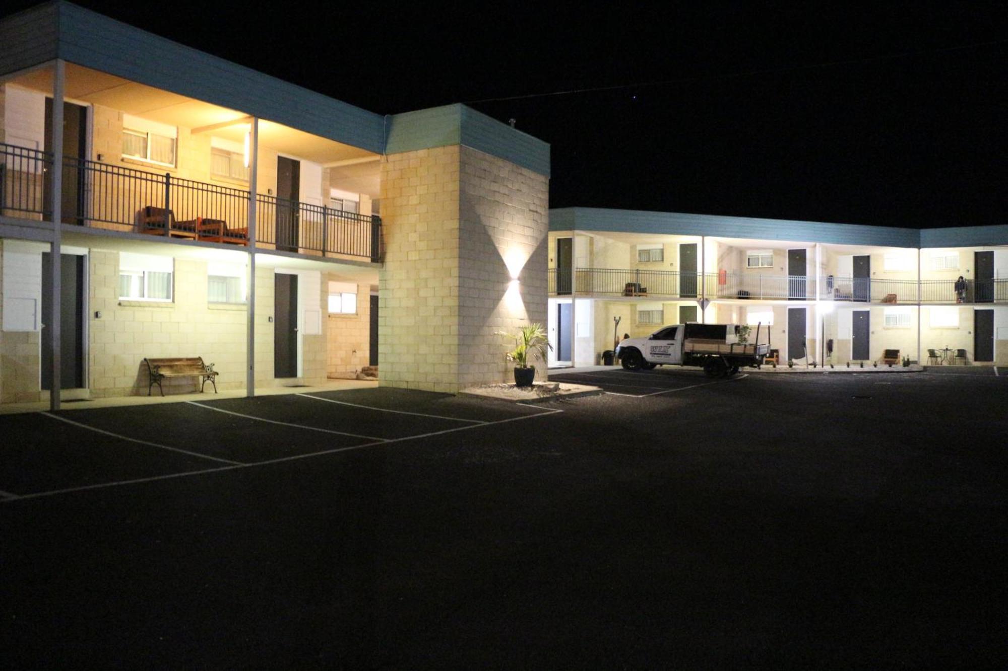 Bendigo Motor Inn Kangaroo Flat Exterior photo