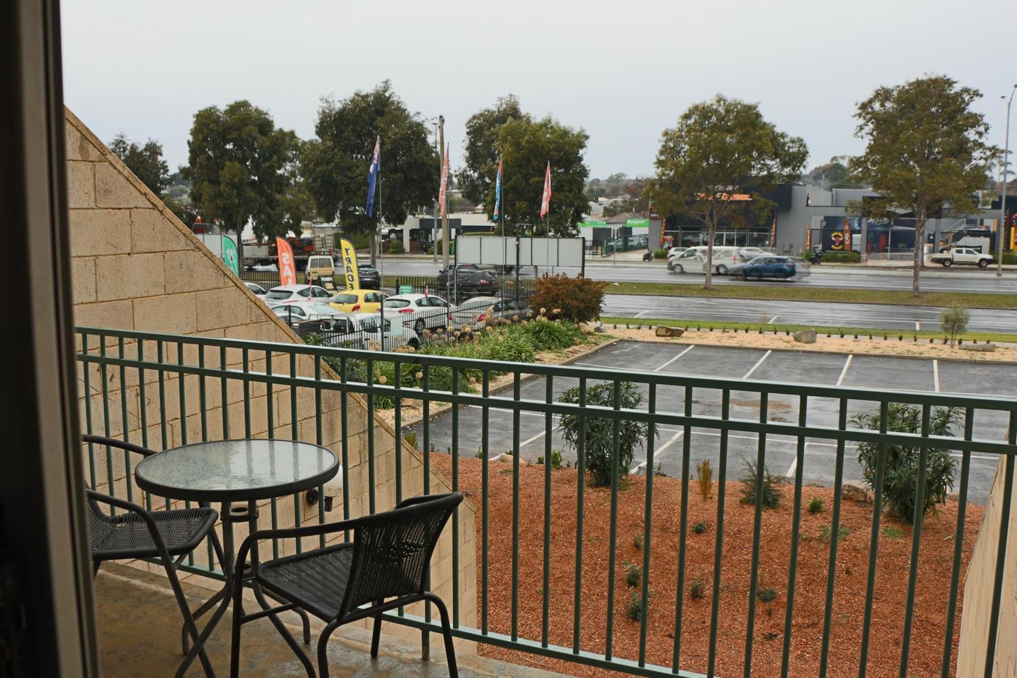 Bendigo Motor Inn Kangaroo Flat Exterior photo